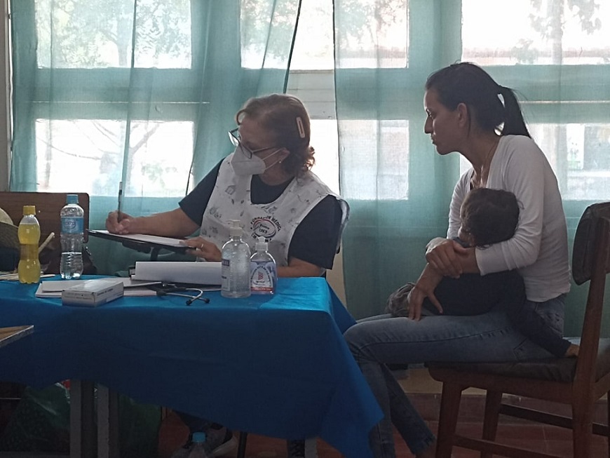 “Retribuyendo al pueblo” ofreció atención médica a poblaciones vulnerables